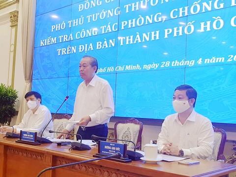 Quản lý khu cách ly phải tuyệt đối an toàn chứ không có mức độ khác - Ảnh 1. Quản lý khu cách ly phải tuyệt đối an toàn chứ không có mức độ khác - Ảnh 1.
