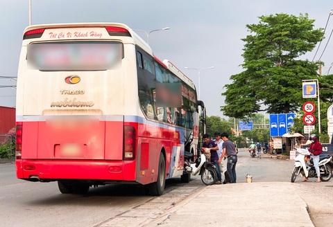 Trị xe dù, bến cóc bằng hệ thống camera giám sát - Ảnh 2. Trị xe dù, bến cóc bằng hệ thống camera giám sát - Ảnh 2.