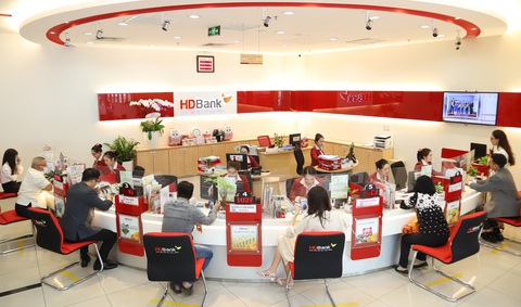 HDBank công bố báo cáo thường niên 2020, xác định số hóa là chiến lược xuyên suốt năm 2021 - Ảnh 1. HDBank công bố báo cáo thường niên 2020, xác định số hóa là chiến lược xuyên suốt năm 2021 - Ảnh 1.