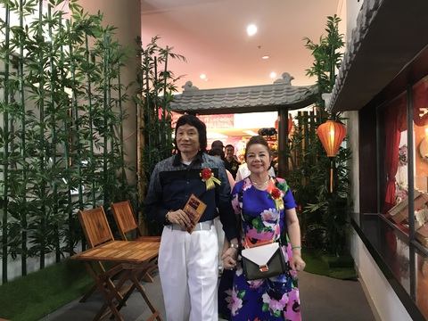 Phi Điểu, Thanh Vy, Minh Vương, Thoại Miêu… chúc mừng ra mắt phòng truyền thống cải lương - Ảnh 2. Phi Điểu, Thanh Vy, Minh Vương, Thoại Miêu… chúc mừng ra mắt phòng truyền thống cải lương - Ảnh 2.