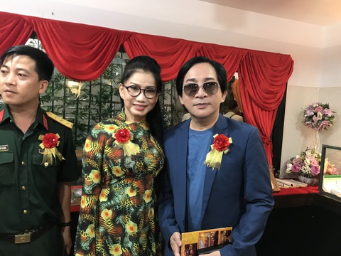 Phi Điểu, Thanh Vy, Minh Vương, Thoại Miêu… chúc mừng ra mắt phòng truyền thống cải lương - Ảnh 4. Phi Điểu, Thanh Vy, Minh Vương, Thoại Miêu… chúc mừng ra mắt phòng truyền thống cải lương - Ảnh 4.
