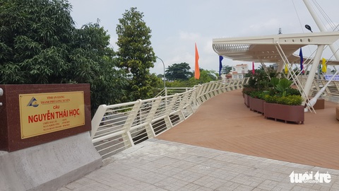 Phó chủ tịch nước Võ Thị Ánh Xuân dự lễ khánh thành cầu Nguyễn Thái Học - Ảnh 8. Phó chủ tịch nước Võ Thị Ánh Xuân dự lễ khánh thành cầu Nguyễn Thái Học - Ảnh 8.