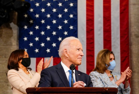 Tổng thống Joe Biden: Nước Mỹ đang trỗi dậy một lần nữa - Ảnh 1. Tổng thống Joe Biden: Nước Mỹ đang trỗi dậy một lần nữa - Ảnh 1.