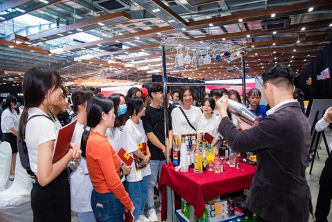 Campus tour tại Nova College: giải tỏa cơn khát thông tin mùa tuyển sinh - Ảnh 5. Campus tour tại Nova College: giải tỏa cơn khát thông tin mùa tuyển sinh - Ảnh 5.