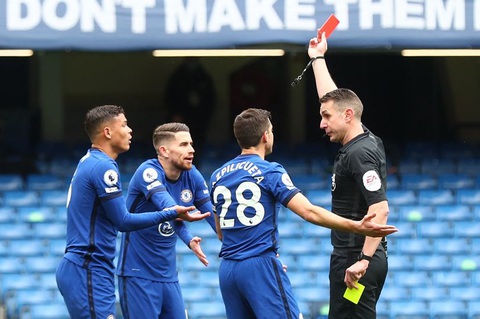 Thiago Silva bị thẻ đỏ, Chelsea thảm bại trước West Brom - Ảnh 1. Thiago Silva bị thẻ đỏ, Chelsea thảm bại trước West Brom - Ảnh 1.