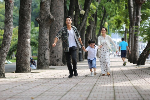 Mẹ đơn thân và cái giá phải trả khi đặt tình yêu quá lớn vào con - Ảnh 1. Mẹ đơn thân và cái giá phải trả khi đặt tình yêu quá lớn vào con - Ảnh 1.
