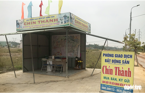 Tràn lan kiôt bất động sản xây dựng không phép ở phía tây Đà Nẵng - Ảnh 3. Tràn lan kiôt bất động sản xây dựng không phép ở phía tây Đà Nẵng - Ảnh 3.