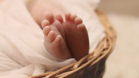 Hi hữu bé trai ra đời với 3 của quý, ca đầu tiên trên thế giới - Ảnh 1. Hi hữu bé trai ra đời với 3 của quý, ca đầu tiên trên thế giới - Ảnh 1.