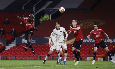 Đại thắng Roma 6-2, Man Utd cầm chắc vé chung kết Europa League - Ảnh 5. Đại thắng Roma 6-2, Man Utd cầm chắc vé chung kết Europa League - Ảnh 5.