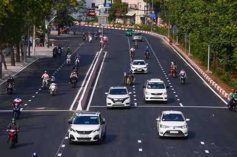 Thông xe đường Nguyễn Hữu Cảnh, hoàn thành nâng cấp ‘rốn ngập’ của TP.HCM - Ảnh 7. Thông xe đường Nguyễn Hữu Cảnh, hoàn thành nâng cấp ‘rốn ngập’ của TP.HCM - Ảnh 7.