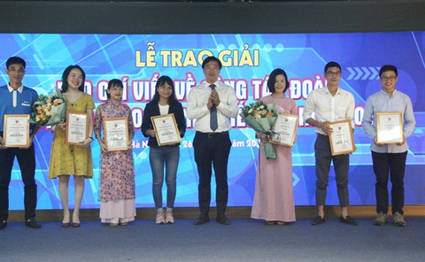 Phát động giải báo chí về công tác Đoàn năm 2021 - Ảnh 1. Phát động giải báo chí về công tác Đoàn năm 2021 - Ảnh 1.
