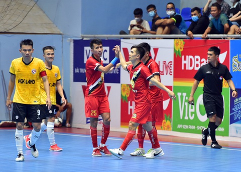 Đương kim vô địch CLB Thái Sơn Nam bị theo sát - Ảnh 1. Đương kim vô địch CLB Thái Sơn Nam bị theo sát - Ảnh 1.