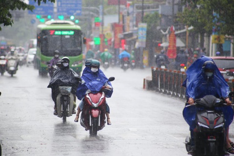 Mưa giữa trưa, Sài Gòn mát mẻ dễ chịu - Ảnh 6. Mưa giữa trưa, Sài Gòn mát mẻ dễ chịu - Ảnh 6.