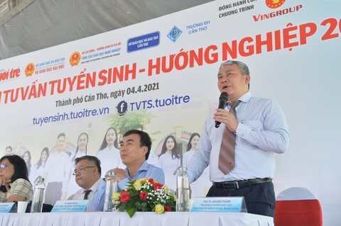 Tư vấn tuyển sinh hướng nghiệp ở Cần Thơ: Xét tuyển ngành y sẽ dễ hơn vì... COVID? - Ảnh 9. Tư vấn tuyển sinh hướng nghiệp ở Cần Thơ: Xét tuyển ngành y sẽ dễ hơn vì... COVID? - Ảnh 9.