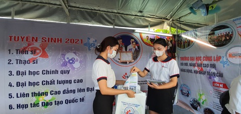 Sáng nay 4-4, Ngày hội tư vấn tuyển sinh - hướng nghiệp tại Cần Thơ - Ảnh 3. Sáng nay 4-4, Ngày hội tư vấn tuyển sinh - hướng nghiệp tại Cần Thơ - Ảnh 3.