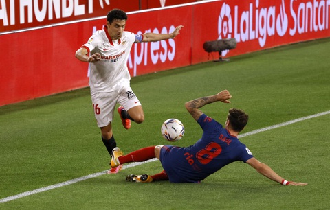 Jan Oblak lần thứ hai liên tiếp cản phạt đền, Atletico Madrid vẫn thua Sevilla - Ảnh 3. Jan Oblak lần thứ hai liên tiếp cản phạt đền, Atletico Madrid vẫn thua Sevilla - Ảnh 3.