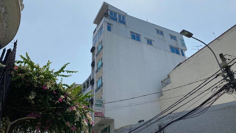 Cưỡng chế tháo dỡ các công trình sai phép tại quận 10 - Ảnh 5. Cưỡng chế tháo dỡ các công trình sai phép tại quận 10 - Ảnh 5.
