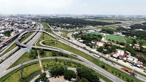 Chính quyền đô thị tại TP.HCM: Phải giám sát việc trả lời chất vấn của chủ tich quận, chánh án.. - Ảnh 1. Chính quyền đô thị tại TP.HCM: Phải giám sát việc trả lời chất vấn của chủ tich quận, chánh án.. - Ảnh 1.