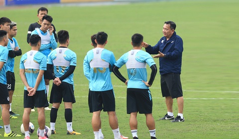 Vòng 8 V-League 2021: Chờ màn ra mắt của tân HLV Hoàng Văn Phúc - Ảnh 1. Vòng 8 V-League 2021: Chờ màn ra mắt của tân HLV Hoàng Văn Phúc - Ảnh 1.
