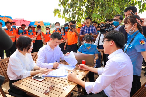 Kết thúc tranh chấp khu dân cư ngàn tỉ Hòa Lân tại Bình Dương sau nhiều năm đứng hình - Ảnh 2. Kết thúc tranh chấp khu dân cư ngàn tỉ Hòa Lân tại Bình Dương sau nhiều năm đứng hình - Ảnh 2.