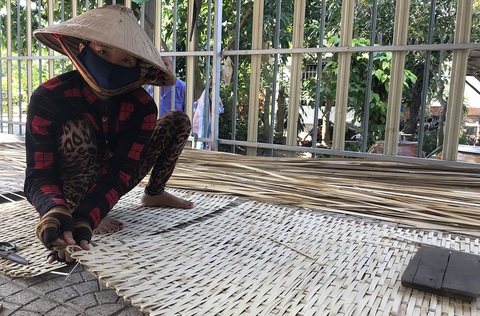 Nhớ lắm, tiếng rao thời nghèo khó - Kỳ 4: Nhớ mê bồ quây lúa - Ảnh 1. Nhớ lắm, tiếng rao thời nghèo khó - Kỳ 4: Nhớ mê bồ quây lúa - Ảnh 1.