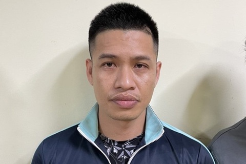 Kẻ có tiền án giết người cầm đầu đường dây cá độ 400 tỉ đồng bị khởi tố - Ảnh 1. Kẻ có tiền án giết người cầm đầu đường dây cá độ 400 tỉ đồng bị khởi tố - Ảnh 1.