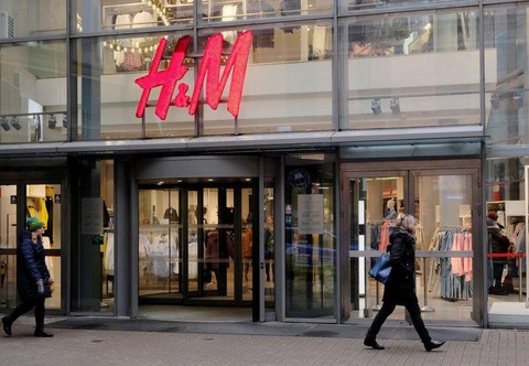 Việt Nam lên tiếng về vụ tẩy chay H&M liên quan ‘đường lưỡi bò’ ở Biển Đông - Ảnh 1. Việt Nam lên tiếng về vụ tẩy chay H&M liên quan ‘đường lưỡi bò’ ở Biển Đông - Ảnh 1.
