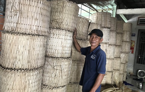 Nhớ lắm, tiếng rao thời nghèo khó - Kỳ 4: Nhớ mê bồ quây lúa - Ảnh 3. Nhớ lắm, tiếng rao thời nghèo khó - Kỳ 4: Nhớ mê bồ quây lúa - Ảnh 3.