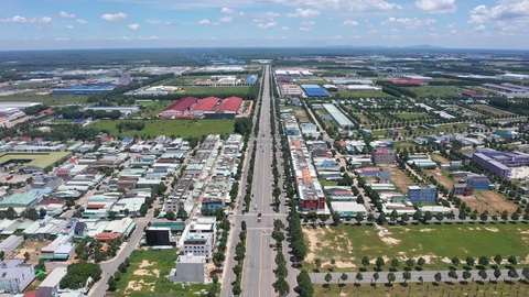 Bất động sản Bàu Bàng tăng sức nóng nhờ hạ tầng và công nghiệp - Ảnh 1. Bất động sản Bàu Bàng tăng sức nóng nhờ hạ tầng và công nghiệp - Ảnh 1.