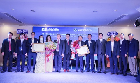 Trường ĐH Văn Hiến đạt chứng nhận kiểm định 02 chương trình đào tạo - Ảnh 1. Trường ĐH Văn Hiến đạt chứng nhận kiểm định 02 chương trình đào tạo - Ảnh 1.