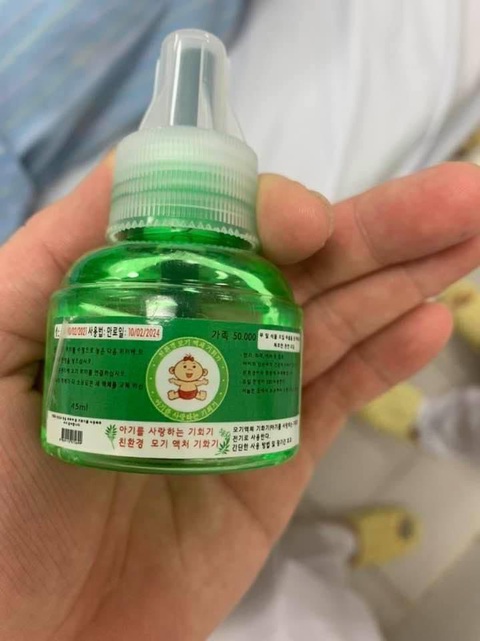Xài tinh dầu đuổi muỗi, cả gia đình 4 người bị ngộ độc - Ảnh 1. Xài tinh dầu đuổi muỗi, cả gia đình 4 người bị ngộ độc - Ảnh 1.