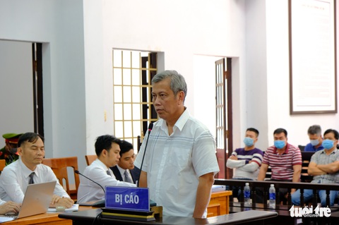 Trịnh Sướng tại tòa: Tôi pha trộn là sai, nhưng chất lượng xăng đạt 90% - Ảnh 1. Trịnh Sướng tại tòa: Tôi pha trộn là sai, nhưng chất lượng xăng đạt 90% - Ảnh 1.