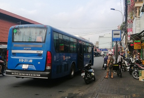 Từ ngày mai 8-6, TP.HCM tạm ngưng thêm 18 tuyến xe buýt do dịch COVID-19 - Ảnh 1. Từ ngày mai 8-6, TP.HCM tạm ngưng thêm 18 tuyến xe buýt do dịch COVID-19 - Ảnh 1.
