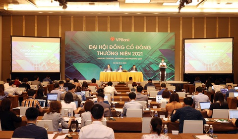 VPBank sẽ tăng vốn điều lệ lên 75.000 tỉ đồng - Ảnh 1. VPBank sẽ tăng vốn điều lệ lên 75.000 tỉ đồng - Ảnh 1.