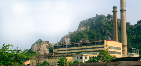 Ninh Bình xin Thủ tướng làm sân bay và đóng cửa nhà máy điện than - Ảnh 1. Ninh Bình xin Thủ tướng làm sân bay và đóng cửa nhà máy điện than - Ảnh 1.