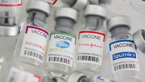Bản quyền vắc xin: EU đá bóng về Mỹ - Ảnh 1. Bản quyền vắc xin: EU đá bóng về Mỹ - Ảnh 1.