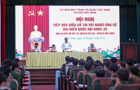 Chủ tịch nước Nguyễn Xuân Phúc: Không thể làm chính sách trong phòng lạnh - Ảnh 3. Chủ tịch nước Nguyễn Xuân Phúc: Không thể làm chính sách trong phòng lạnh - Ảnh 3.