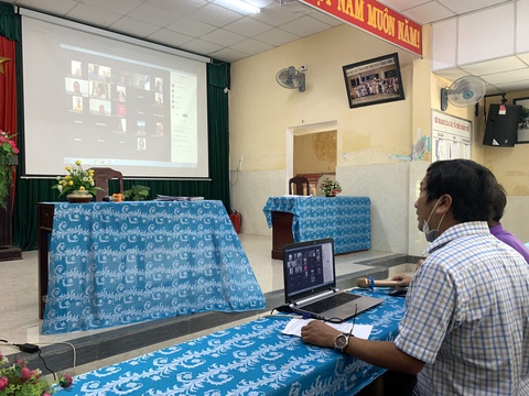 Nơi cho học sinh nghỉ, nơi thi học kỳ trực tuyến, riêng Quảng Ngãi cho học lại - Ảnh 2. Nơi cho học sinh nghỉ, nơi thi học kỳ trực tuyến, riêng Quảng Ngãi cho học lại - Ảnh 2.