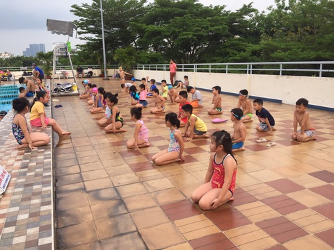Cách phòng tránh sốc nhiệt cho trẻ khi trời nắng nóng - Ảnh 1. Cách phòng tránh sốc nhiệt cho trẻ khi trời nắng nóng - Ảnh 1.
