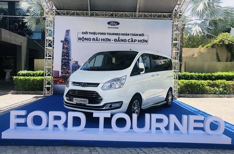 Ford ngưng lắp ráp dòng xe Tourneo tại Việt Nam vì ế ẩm do dịch COVID-19 - Ảnh 1. Ford ngưng lắp ráp dòng xe Tourneo tại Việt Nam vì ế ẩm do dịch COVID-19 - Ảnh 1.
