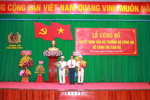 Bổ nhiệm đại tá Nguyễn Trọng Dũng giữ chức giám đốc Công an tỉnh Vĩnh Long - Ảnh 1. Bổ nhiệm đại tá Nguyễn Trọng Dũng giữ chức giám đốc Công an tỉnh Vĩnh Long - Ảnh 1.