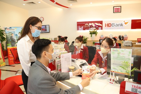HDBank đẩy mạnh hỗ trợ doanh nghiệp cung cấp dược, thiết bị - vật tư y tế - Ảnh 1. HDBank đẩy mạnh hỗ trợ doanh nghiệp cung cấp dược, thiết bị - vật tư y tế - Ảnh 1.