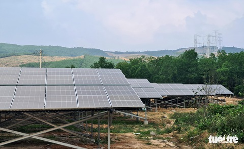 Sôi động chốt đơn dự án điện mặt trời, giá từ hàng chục đến ngàn tỉ đồng - Ảnh 1. Sôi động chốt đơn dự án điện mặt trời, giá từ hàng chục đến ngàn tỉ đồng - Ảnh 1.