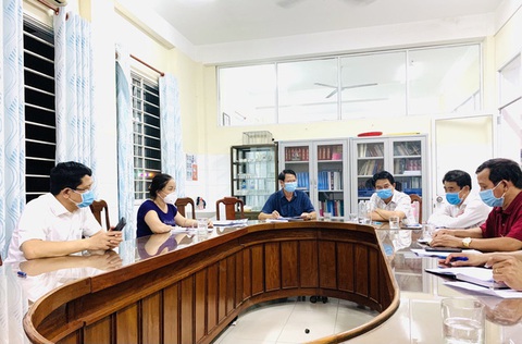 Xét nghiệm 8.000 người, diệt khuẩn toàn bộ Khu công nghiệp An Đồn, Đà Nẵng - Ảnh 4. Xét nghiệm 8.000 người, diệt khuẩn toàn bộ Khu công nghiệp An Đồn, Đà Nẵng - Ảnh 4.
