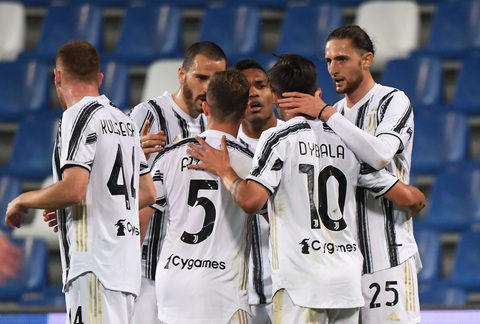 Ronaldo ghi bàn thứ 100 cho Juventus - Ảnh 1. Ronaldo ghi bàn thứ 100 cho Juventus - Ảnh 1.