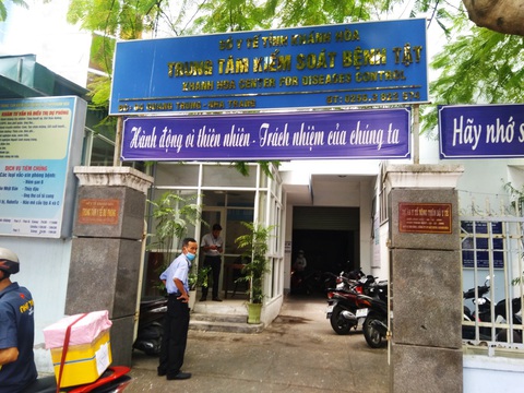 Truy vết 69 hành khách chuyến bay VN1559, có người cúp máy, có người chửi luôn - Ảnh 1. Truy vết 69 hành khách chuyến bay VN1559, có người cúp máy, có người chửi luôn - Ảnh 1.