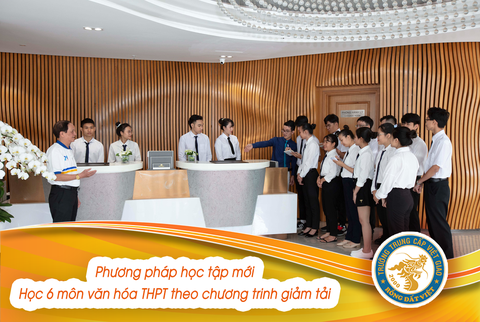 Phụ huynh mạnh dạn cho con em học Trung cấp Việt Giao - Ảnh 1. Phụ huynh mạnh dạn cho con em học Trung cấp Việt Giao - Ảnh 1.