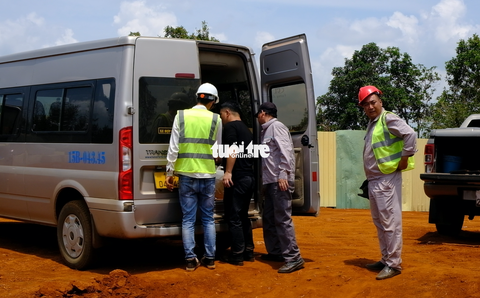 Chủ đầu tư điện gió nói gì vụ 101 người Trung Quốc lao động không phép? - Ảnh 1. Chủ đầu tư điện gió nói gì vụ 101 người Trung Quốc lao động không phép? - Ảnh 1.
