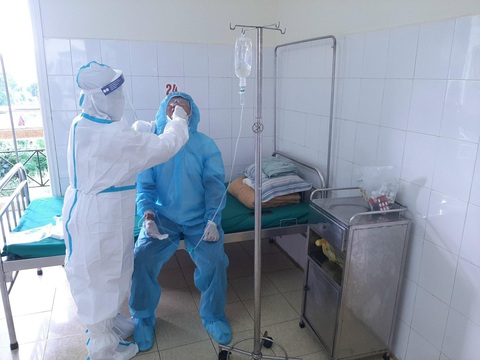 Ông Đoàn Ngọc Hải âm tính lần 1 với COVID-19, bị cảm cúm thông thường - Ảnh 1. Ông Đoàn Ngọc Hải âm tính lần 1 với COVID-19, bị cảm cúm thông thường - Ảnh 1.