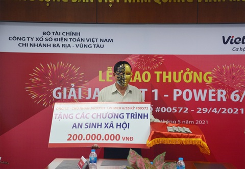 Người chơi thứ hai trúng Jackpot tại Long An tặng từ thiện 200 triệu đồng - Ảnh 3. Người chơi thứ hai trúng Jackpot tại Long An tặng từ thiện 200 triệu đồng - Ảnh 3.